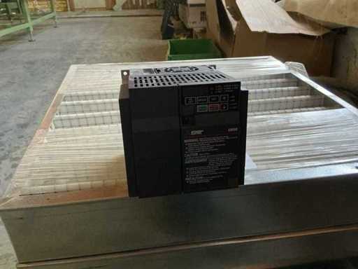 Mitsubishi FR-E820S-0110SCEPB-60 Variable Speed Drive