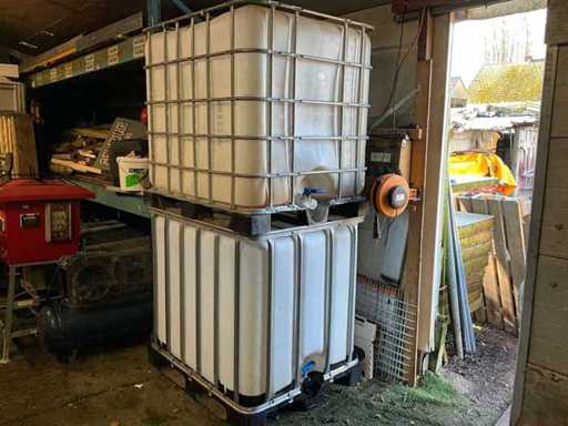 2 tambours IBC 1000L