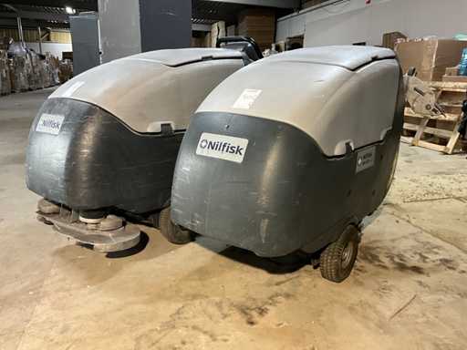 Nilfisk BA 651 ecoflex Schrob-/ zuigmachine (2x)