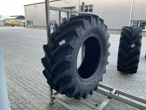 Trelleborg TM900 Tire