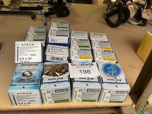 16 x dozen schroeven