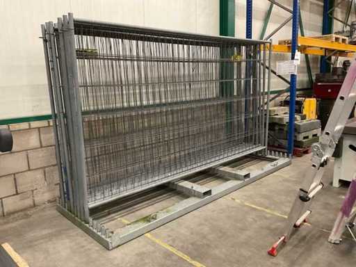 Partij bouwhekken en voeten