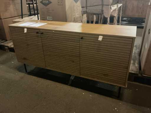 Gigameubel Felix Dresser