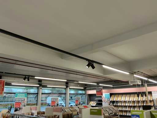 Illuminazione LED per negozi di circa 150 metri