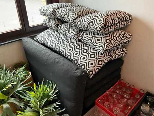Redzipper Pallet Cushions (13x)