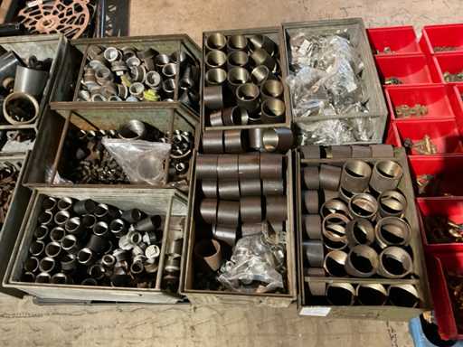 Série de raccords filetés pour tuyaux en acier