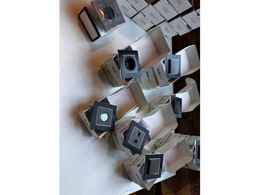 Verschiedene Steckdosen (30x)