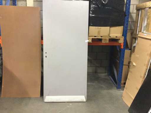 U?? exterioar? 93x211.5