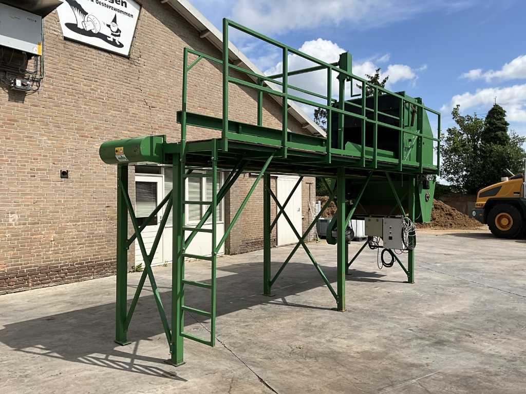 2009 M.A. van der Sluis Straw Shredder