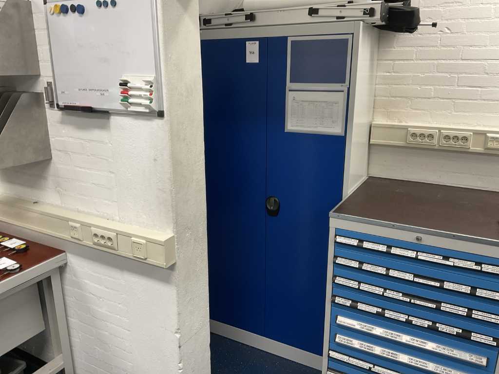 Steel 2-door cabinet