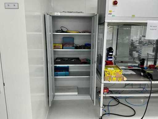 Cabinet cu conținut