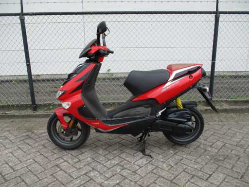 Aprilia - Moped Roller - SR50 SPORT DT. Tech 2 TAKT - Roller