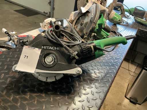 Hitachi CM7MRU Trenching Machine