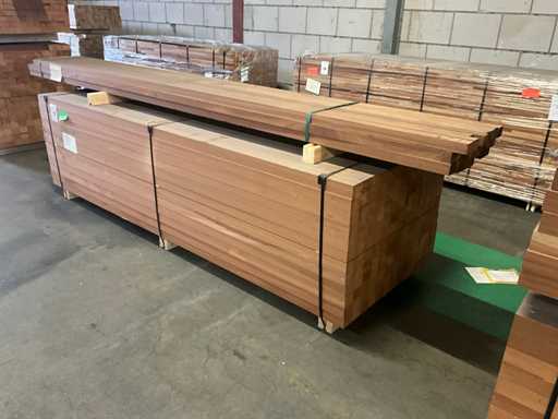 Trave in legno duro (156x)