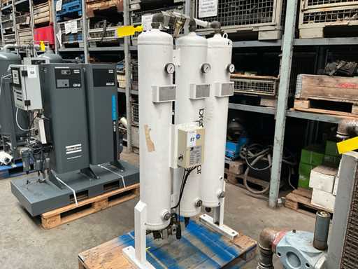 2002 Zander BS400 Essiccatore ad adsorbimento