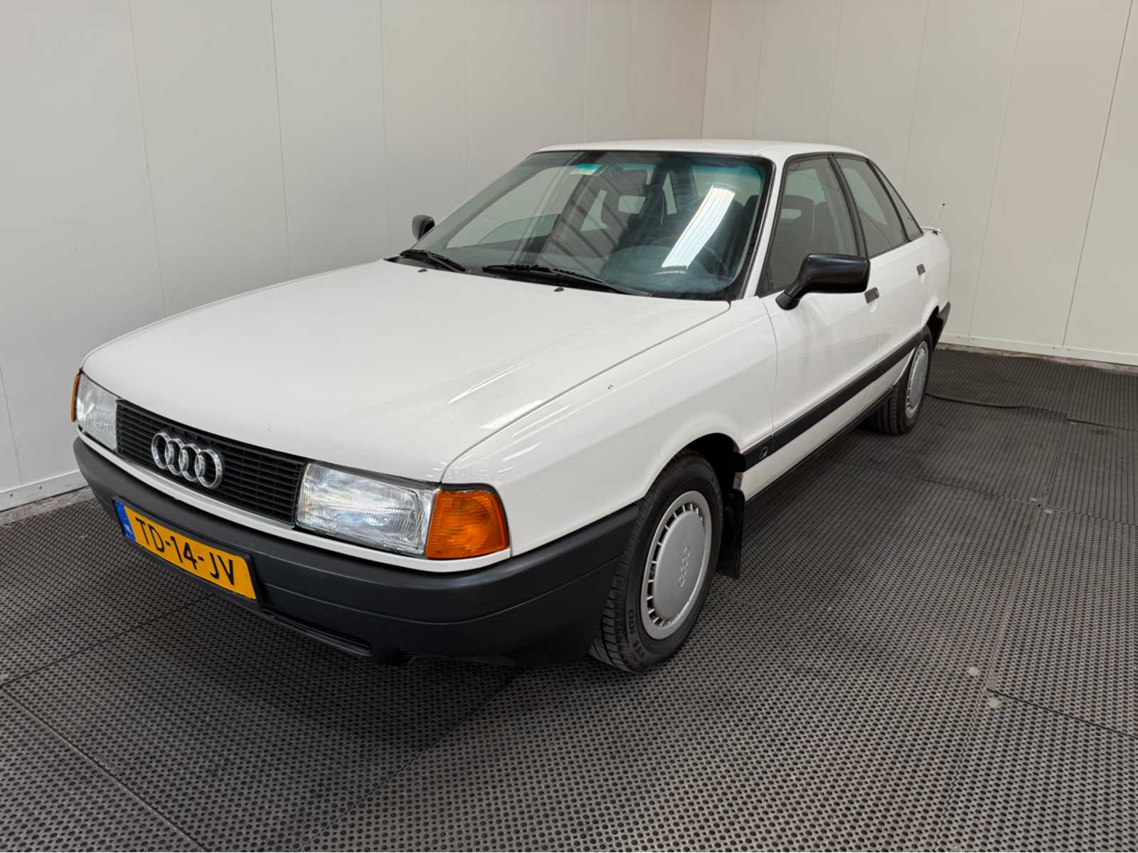 Audi – 80 – 1.8 – 79.620 KM – Automatic – Youngtimer – 1988