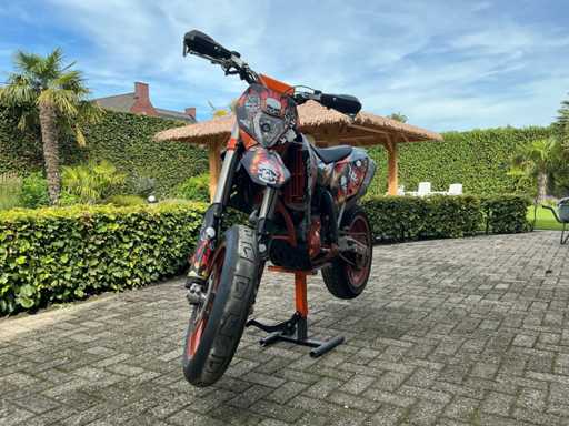 Moto KTM SM450