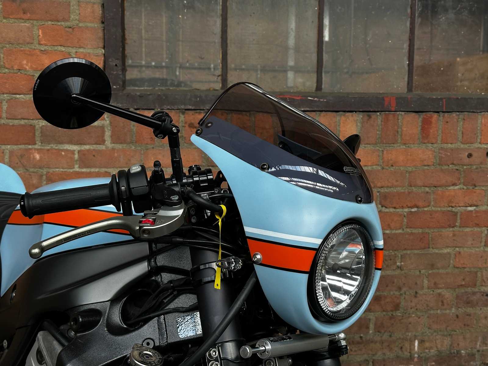 BMW S1000RR HP4 Cafe Racer 193PK 2013