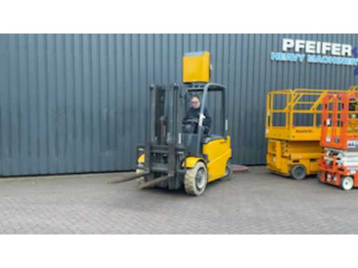 45775d14-bfa6-423a-a6ae-b2b5fd469fd1.mp4