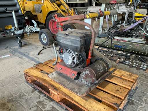 2006 Revo Nemaco DVW2100-320 Trilplaat