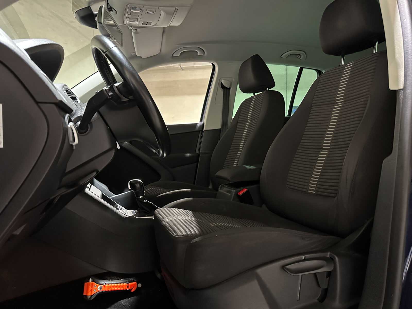 Volkswagen Tiguan 2.0 TDI Sport&&Style 4Motion 140pk 2011 (Origineel-NL), 74-PNH-9