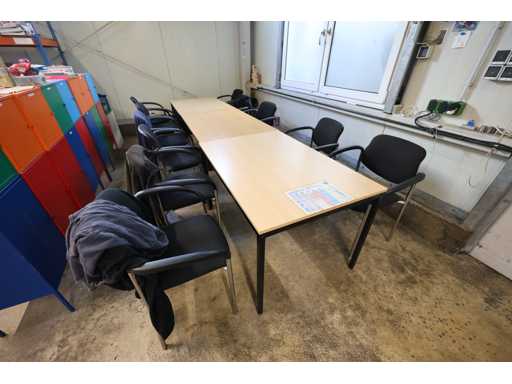   3 x Tisch mit 11 Stühlen