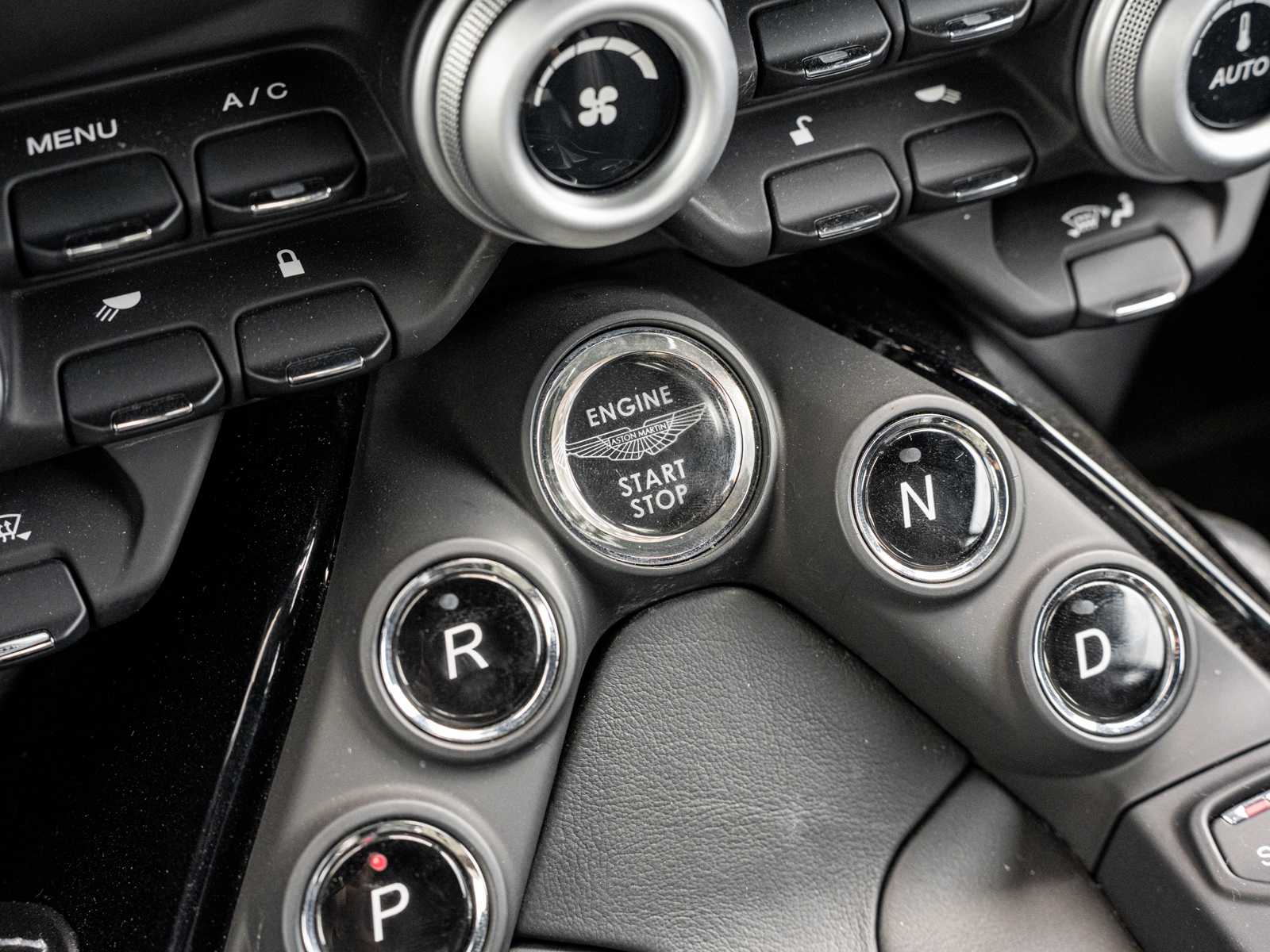 Aston Martin Vantage 4.0 V8 510pk 2021, X-777-DL