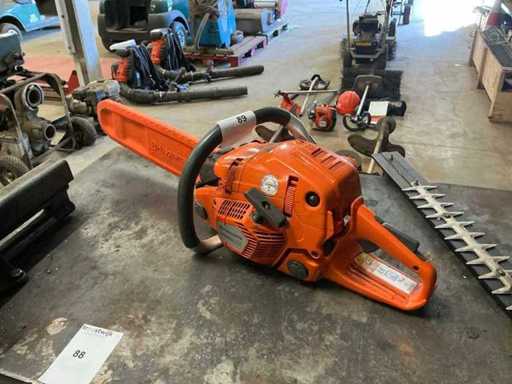 Husqvarna 555 Kettingzaag