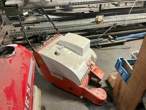 Motoscopa Turbo T5001 TE Veegmachine