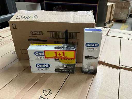 Thérapie Oral-B 3D White avec paquet de charbon de bois 2 (390x)