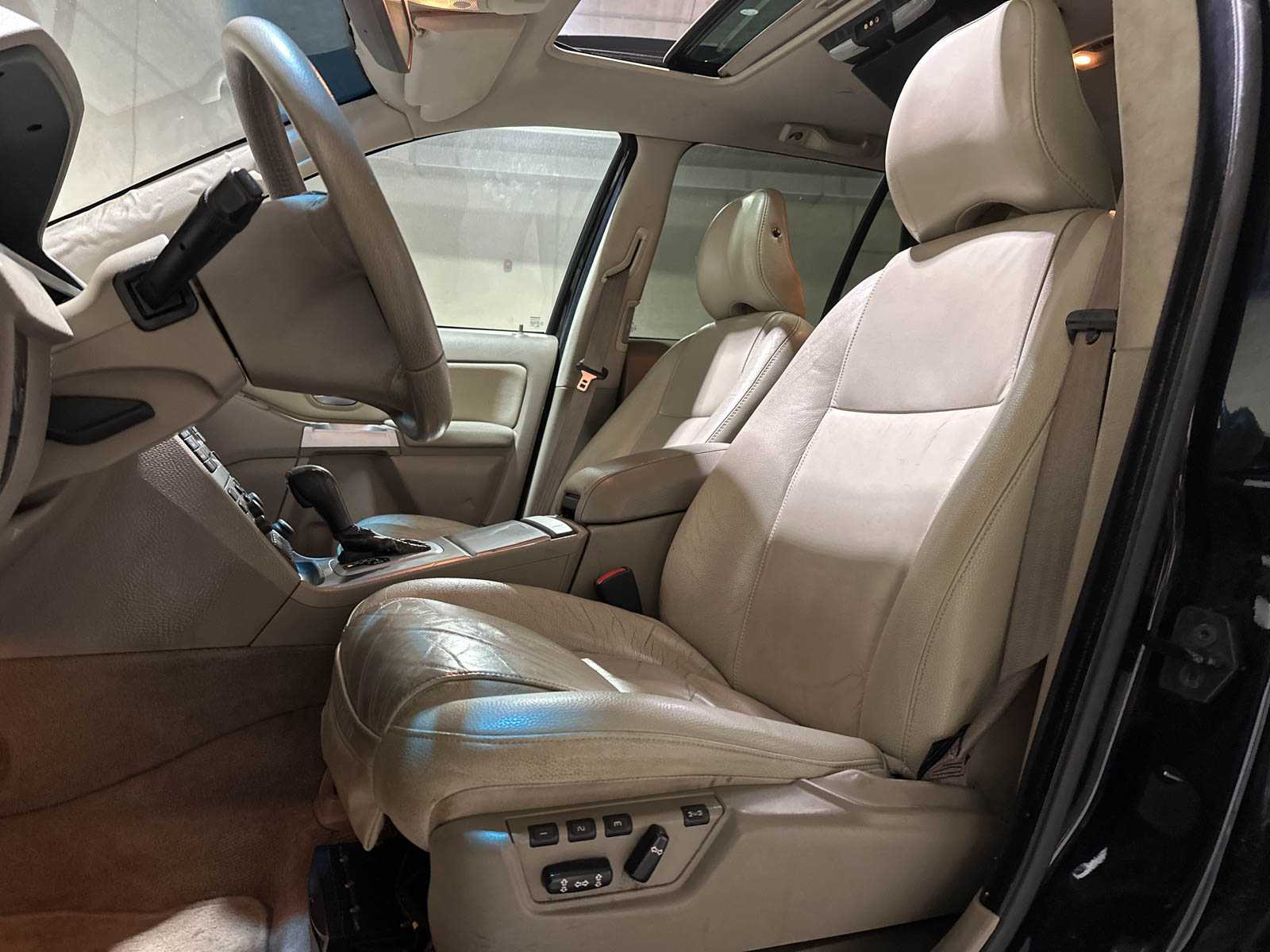Volvo XC90 4.4 V8 Ocean Race 315pk 2005 7-Persoons, RX-014-P Youngtimer