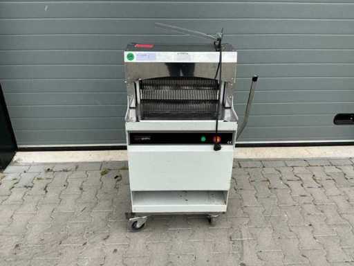 2018 GGM Gastro Broodsnijmachine