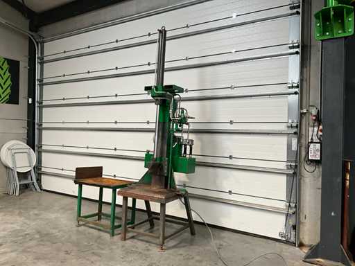 Macchina spaccatrice