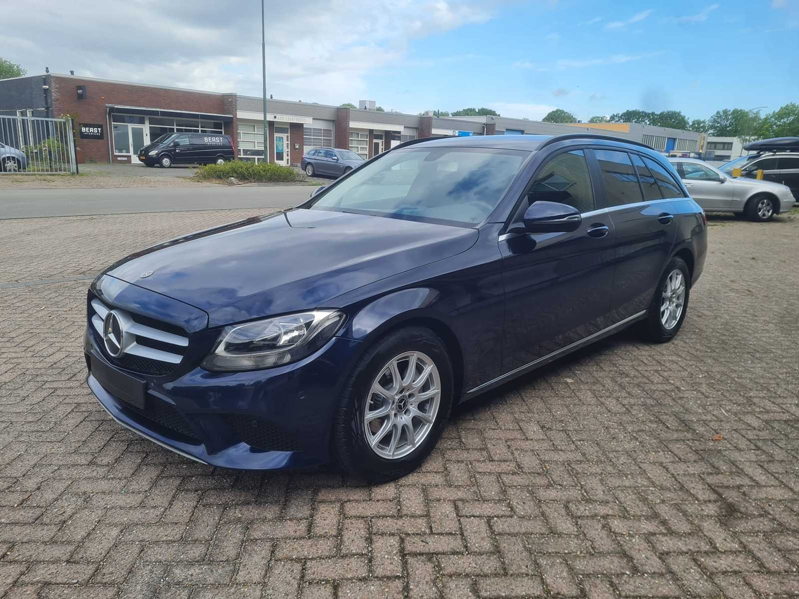 Mercedes-Benz – – 2019 – C-class – C200 d ESTATE – Passenger car