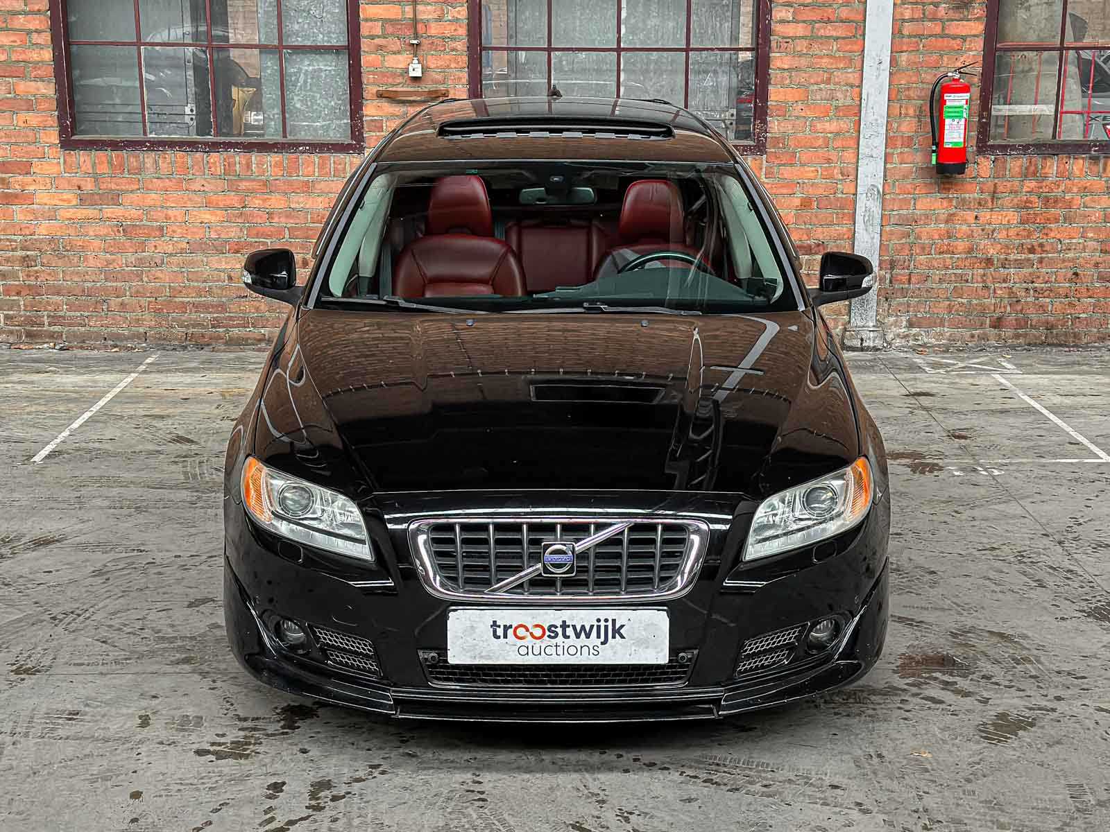 Volvo V70 3.2 6-Cilinder 238pk 2008 Youngtimer