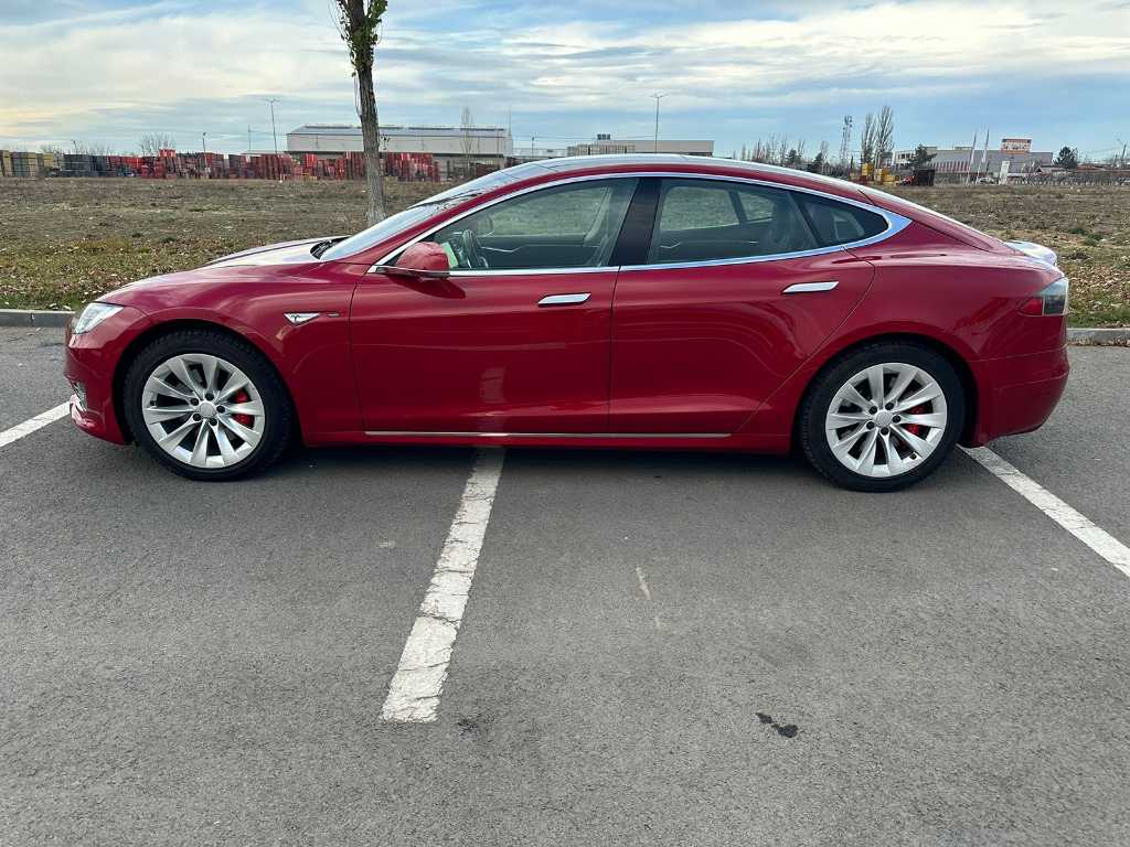 Tesla Model S Facelift - 90D (Doppelmotor) - Auto - 2016