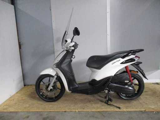 Piaggio Liberty S e5 - Bromscooter - Injectie - Scooter