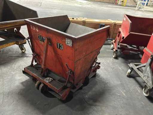 Benne basculante sur roulettes