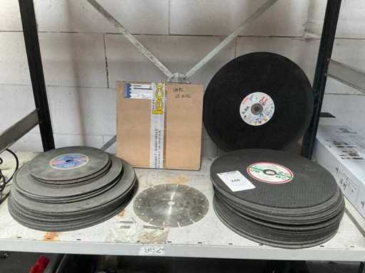 Lot of Grinding Wheels for Metal