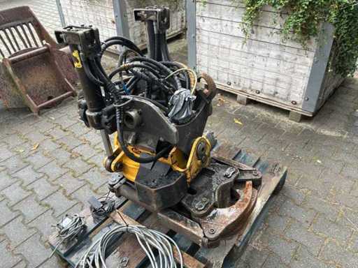 Engcon draaikantelstuk met gripper S45