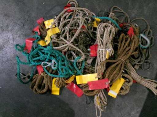 Lot of ropes, used (U4) 