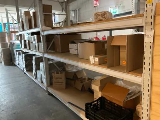 Lotto di scatole per pizza e scatole regalo