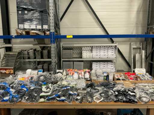Partij diverse kabels (650x)