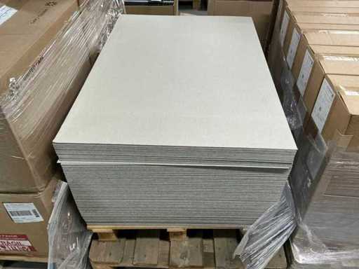 Partij Kartonnen platen 70x100cm (145x)