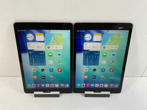 Apple iPad 8th Gen - Wi-Fi + Cellular - 32 GB - Space Gray (2x)