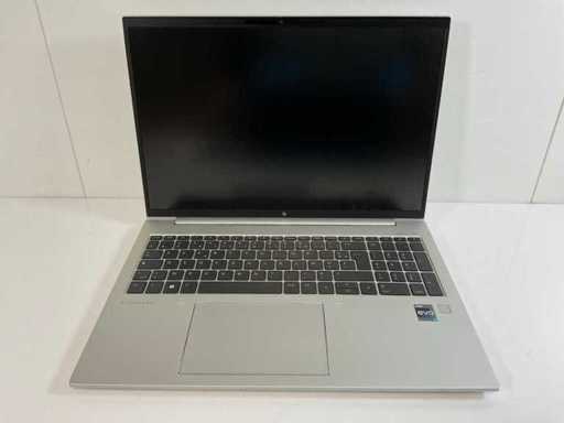 HP EliteBook 860 G9 16", Core(TM) i7 12e génération, 32 Go de RAM, 512 Go NVMe Laptop