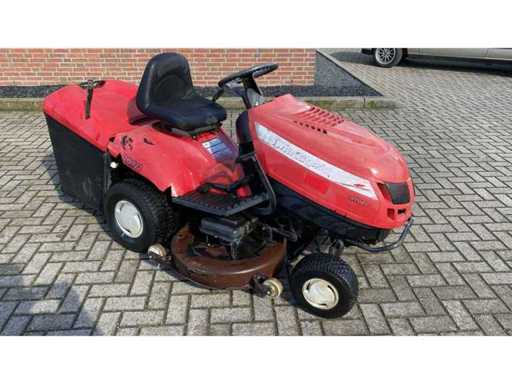 Motec – Rasentraktor