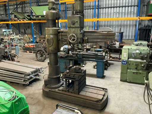 Machine de forage à colonne