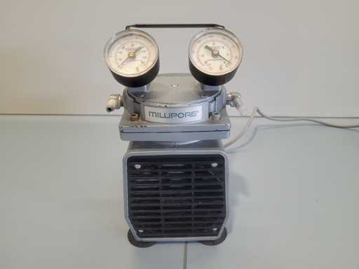 MILLIPORE - vacuum/pressure - Pump