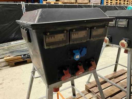 Box 63A Forest Building Connection Box 63A z 2010 roku